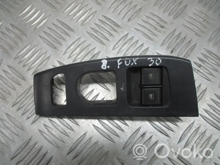 Volkswagen Fox Interruttore di controllo dell’alzacristalli elettrico 5Z0867171A