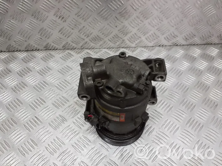 Nissan Micra Ilmastointilaitteen kompressorin pumppu (A/C) 