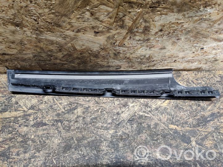 Volkswagen Golf VII Front door glass trim molding 5G4837890B