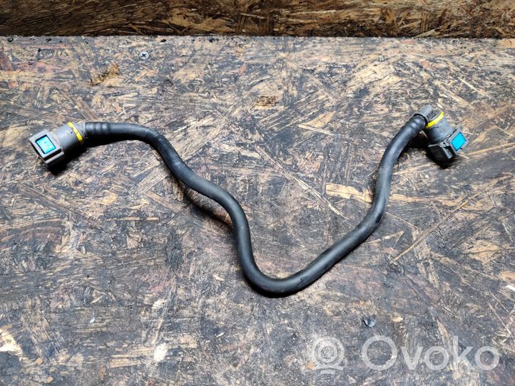 Dacia Duster Fuel line pipe I0EB