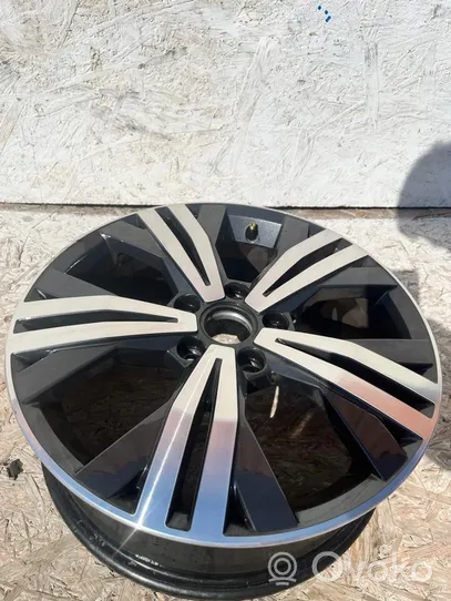 Volkswagen Caddy R17 alloy rim 