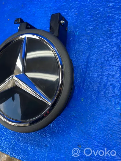 Mercedes-Benz Sprinter W907 W910 Manufacturer badge logo/emblem A910000000