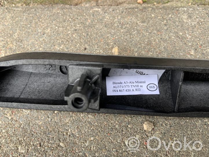 Audi A3 S3 8V Takaoven verhoilu (käytetyt) 8V4867420A