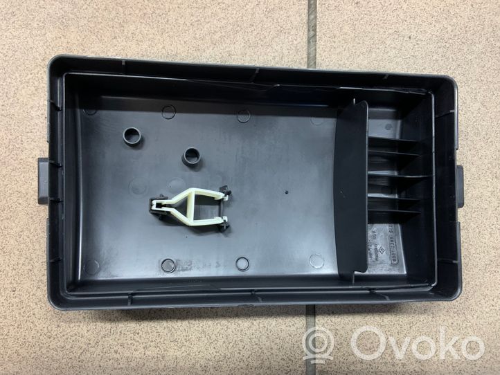 Audi A3 S3 8V Coperchio scatola dei fusibili 5Q0937132A