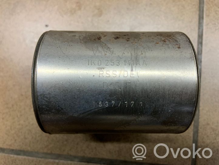 Audi A3 S3 8V Morsetto per la connessione del tubo della marmitta 1K0253141AA