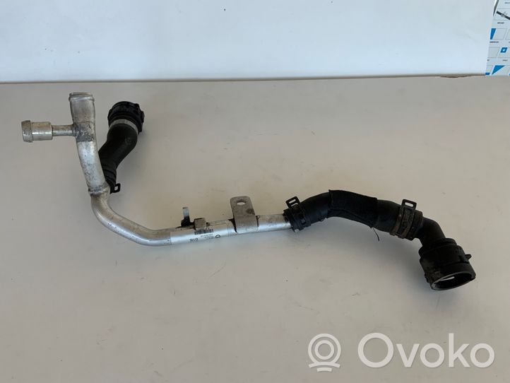 Audi A4 S4 B8 8K Tubo flessibile del liquido di raffreddamento del motore 3017373