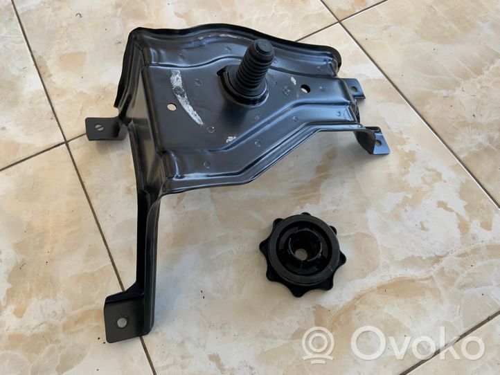 Audi A6 S6 C7 4G Supporto di montaggio ruota di scorta 4G0802715