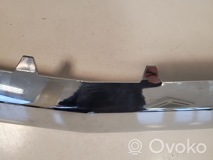 Mercedes-Benz C W205 Modanatura separatore del paraurti anteriore A2058851574