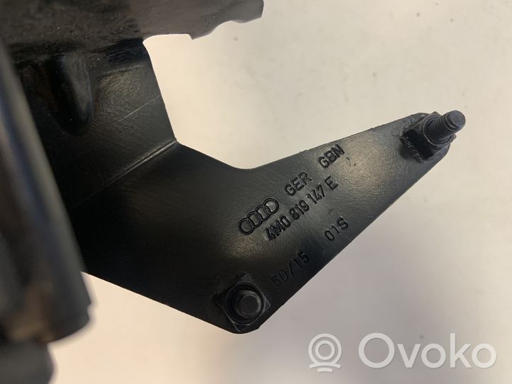 Audi Q7 4M Pompa elettrica dell’acqua/del refrigerante ausiliaria 06H121601P