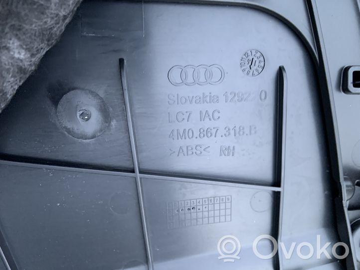 Audi Q7 4M Takaoven verhoilu 4M0867318B