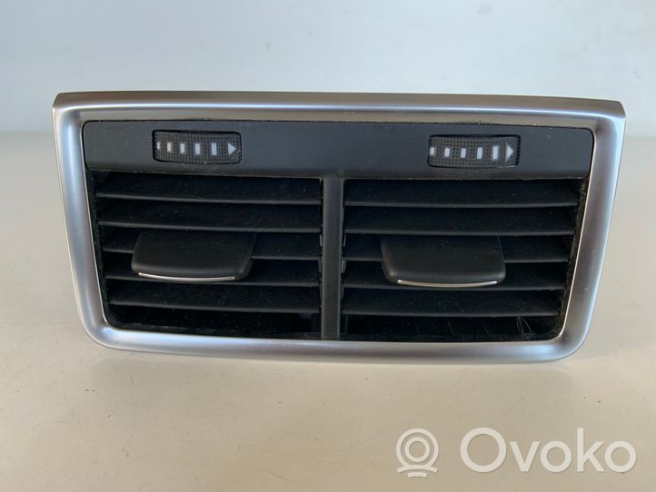 Audi Q7 4L Takaosan ilmakanavan tuuletussuuttimen ritilä 4L0819203