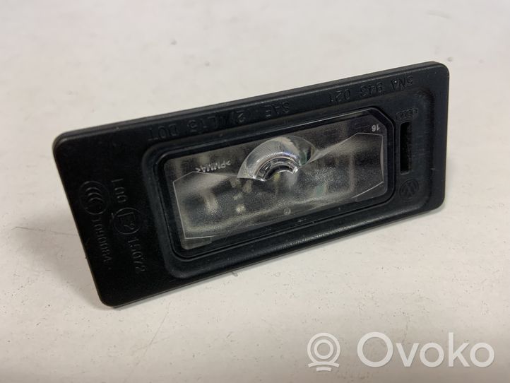 Audi A4 S4 B9 Lampa oświetlenia tylnej tablicy rejestracyjnej 5NA943021