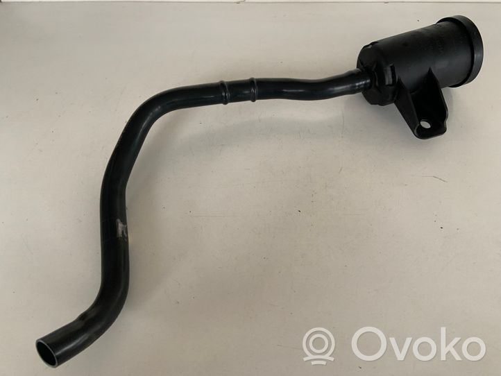 Audi A4 S4 B9 Breather/breather pipe/hose 8W0906621A