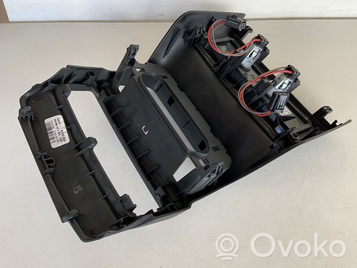 Audi Q7 4M Other center console (tunnel) element 4M0864147A