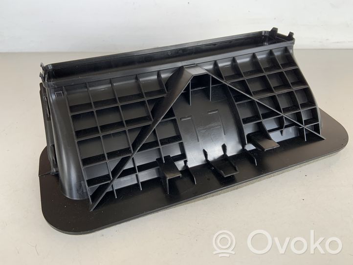 Audi Q7 4M Cabin air duct channel 4M1858431