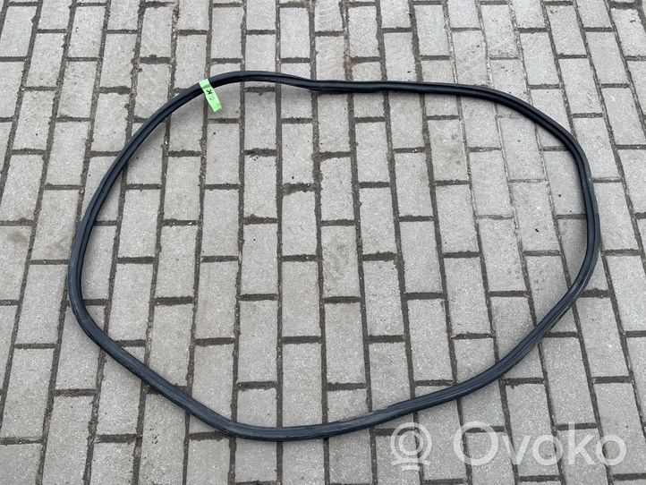 Audi Q7 4M Rear door rubber seal (on body) 4M0833721