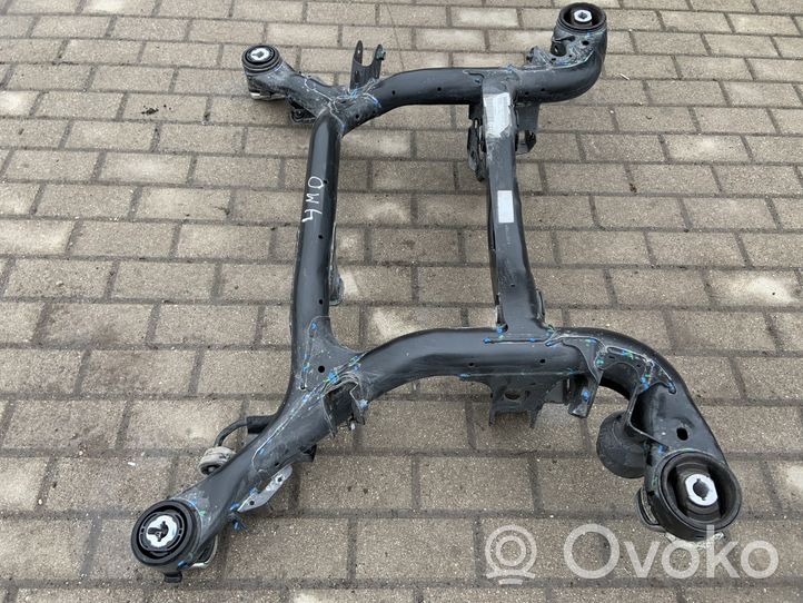 Audi Q7 4M Sottotelaio posteriore 4M0500025