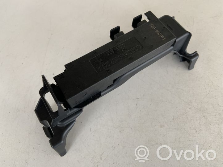 Audi A4 S4 B9 Avaimettoman käytön ohjainlaite/moduuli 4M0907247A