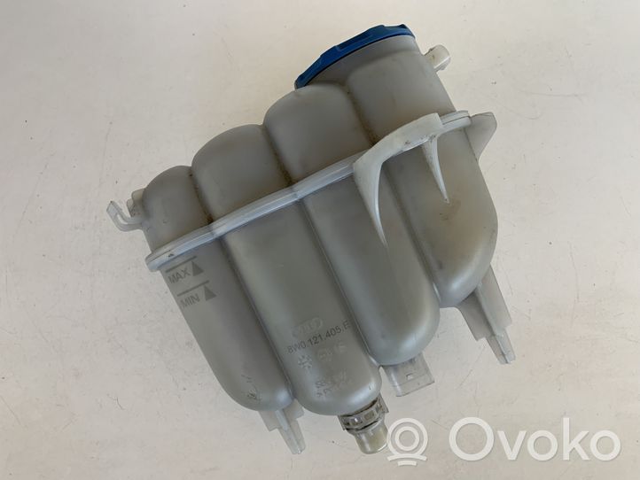 Audi A4 S4 B9 Serbatoio di compensazione del liquido refrigerante/vaschetta 8W0121405E