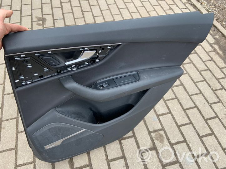 Audi Q7 4M Apmušimas galinių durų (obšifke) 4M0863981