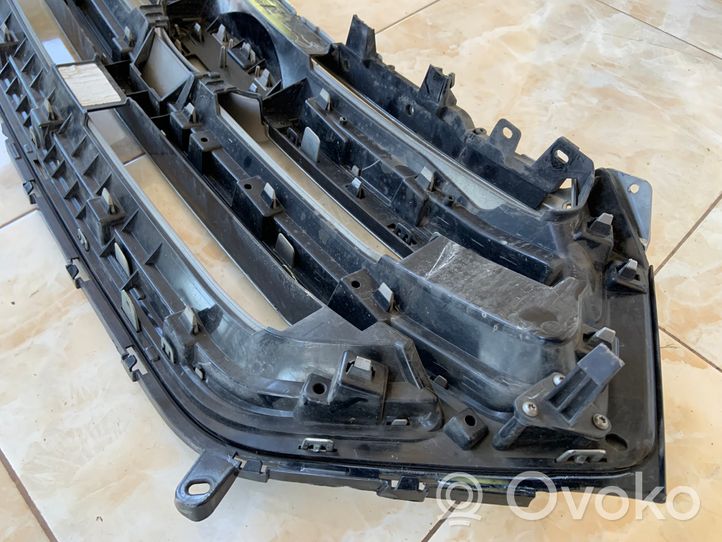 Ford Edge II Griglia superiore del radiatore paraurti anteriore FT4B8200A