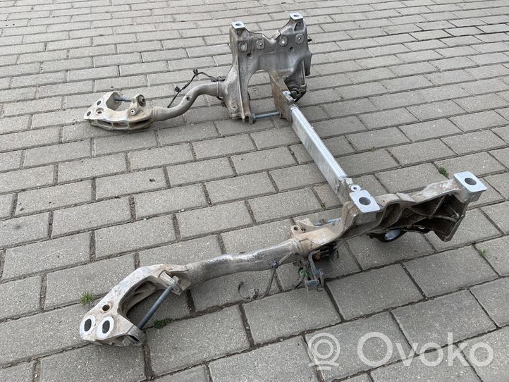 Audi Q7 4M Sottotelaio anteriore 4M0399315L