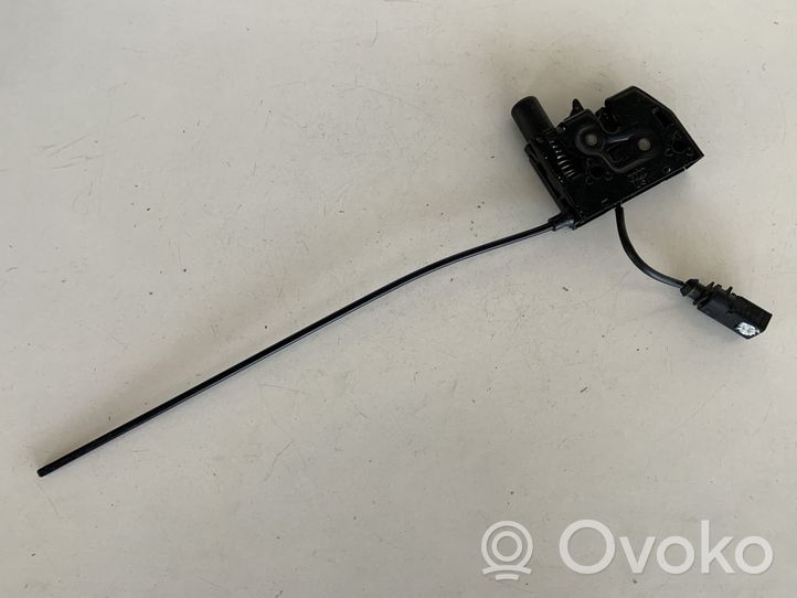 Audi Q3 8U Engine bonnet/hood lock/catch 8U0823509