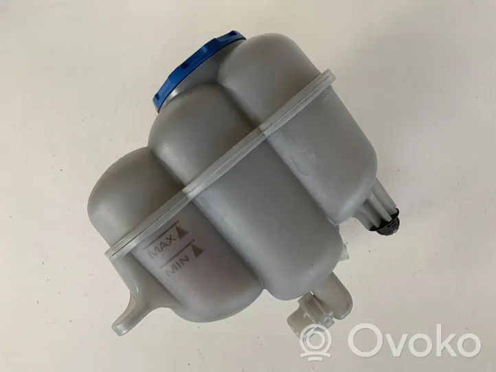 Audi Q7 4M Coolant expansion tank/reservoir 4M0121405J