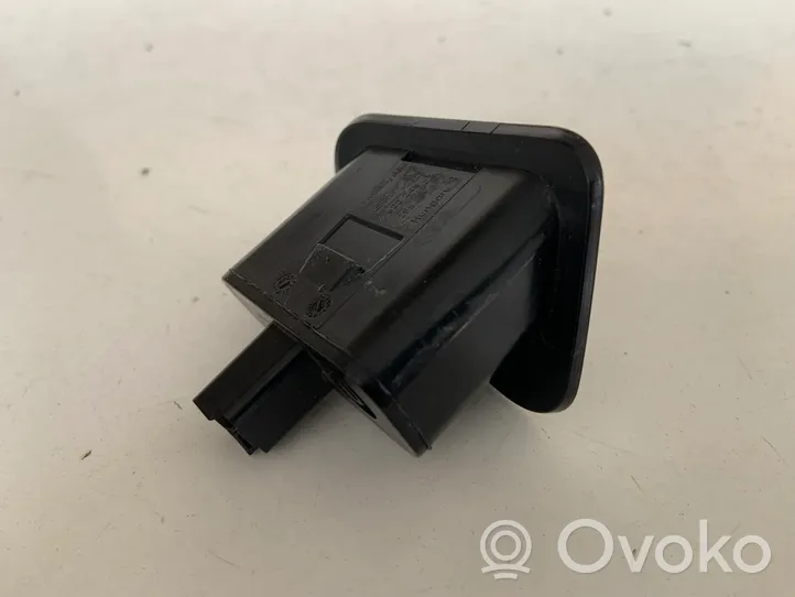 Audi A6 S6 C7 4G Parte dello specchietto retrovisore della portiera anteriore 4G1949145