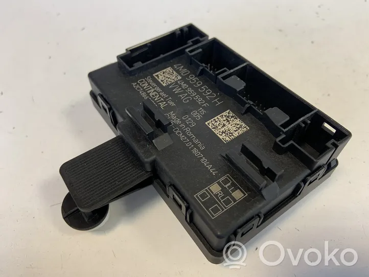 Audi Q7 4M Door control unit/module 4M0959592H