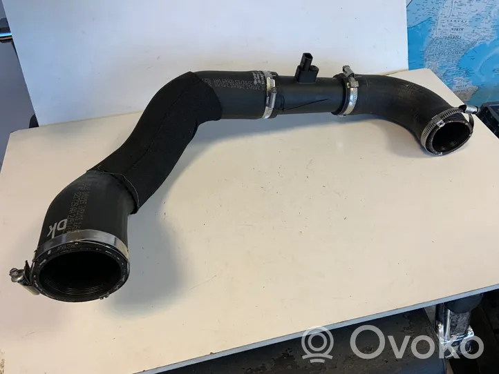 Audi Q7 4M Intercooler hose/pipe 4M0145683A