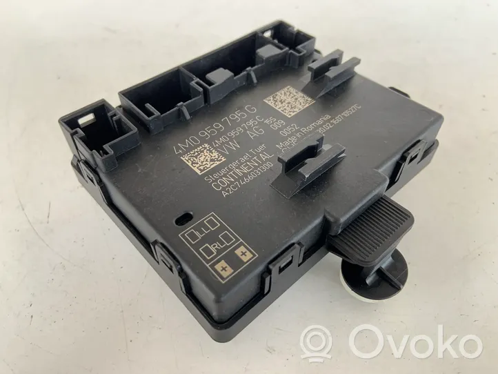 Audi Q7 4M Door control unit/module 4M0959795G