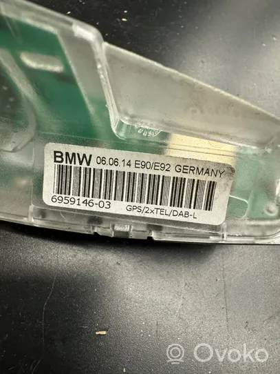 BMW M4 F82 F83 GPS-pystyantenni 6959146