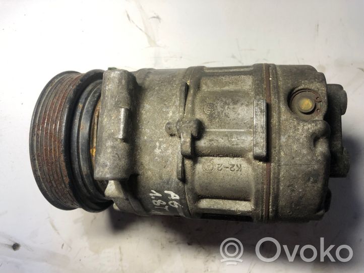 Audi A6 S6 C5 4B Ilmastointilaitteen kompressorin pumppu (A/C) 8D0260808