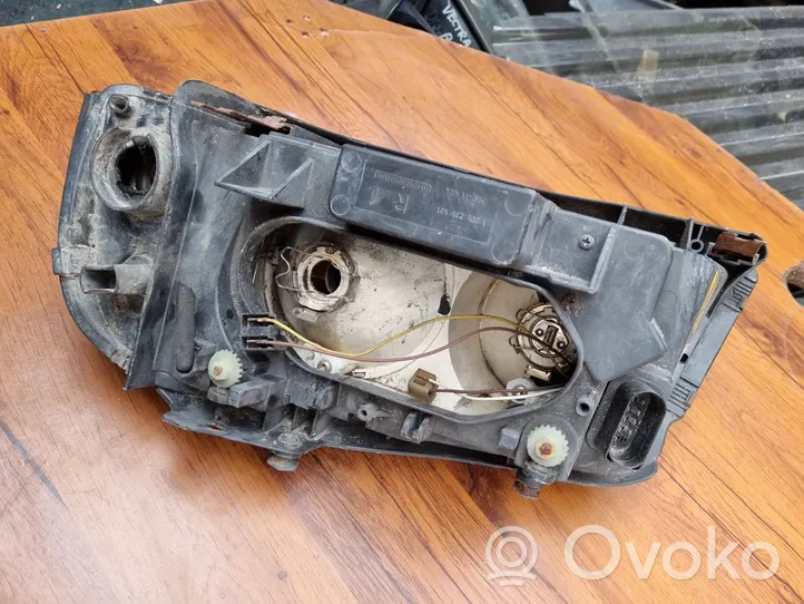 Volkswagen Sharan Faro/fanale 0301182612