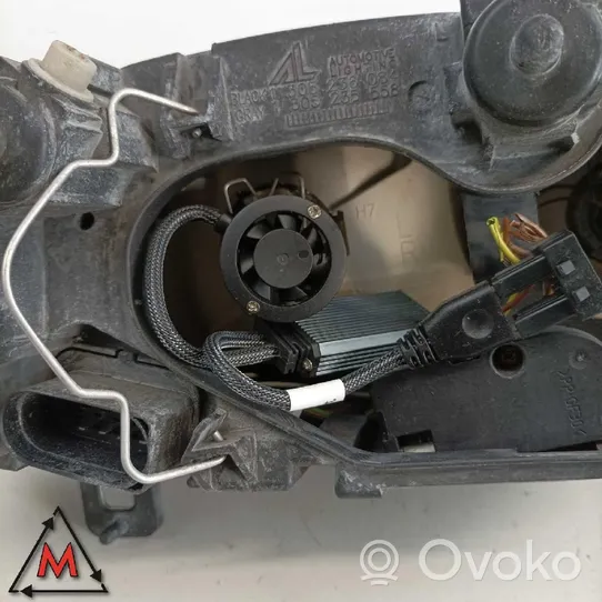 Alfa Romeo GT Priekinio žibinto stiklas 60681584