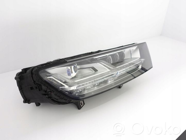 Audi Q7 4M Faro/fanale 4M0941036