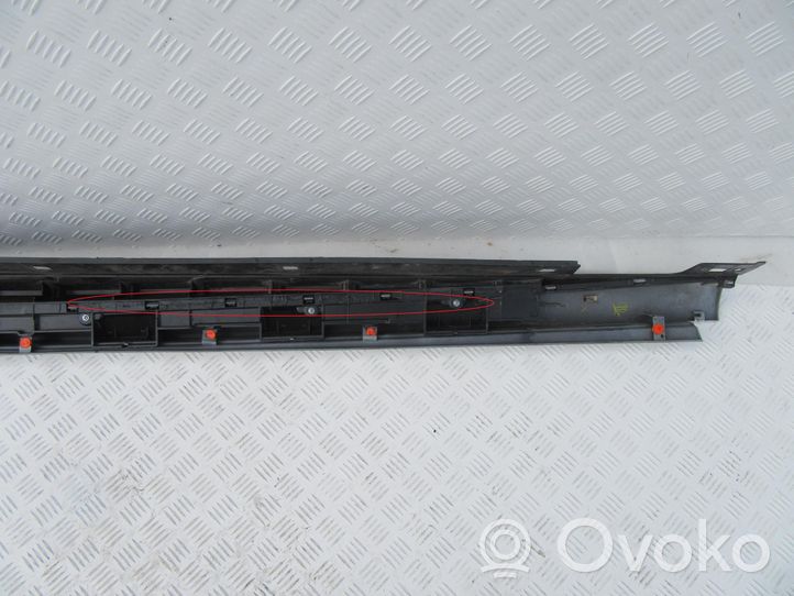 Infiniti Q30 Front sill trim cover GG43000190