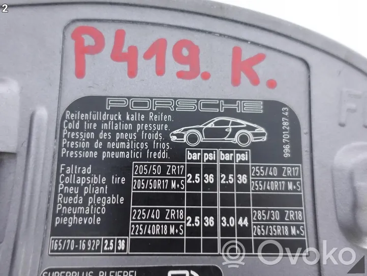 Porsche 911 996 Bouchon, volet de trappe de réservoir à carburant 99650413301