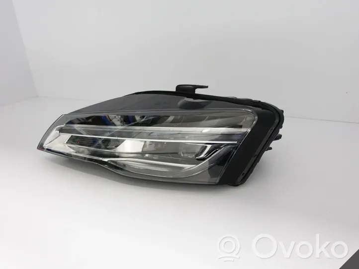 Audi R8 42 Lampa przednia 