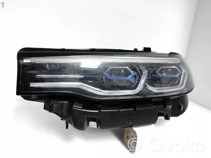 BMW X7 G07 Lampa przednia 