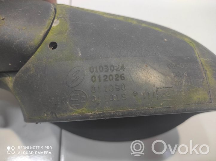 Citroen C3 Manualne lusterko boczne drzwi przednich 0103024