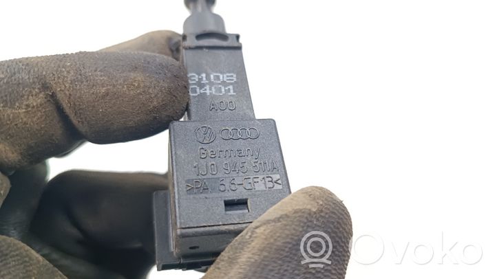 Volkswagen Bora Sensore del pedale della frizione 1J0945511A