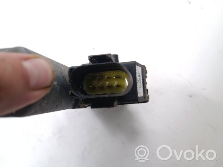 Audi A4 S4 B5 8D Moteur de lève-vitre de porte avant 112846101