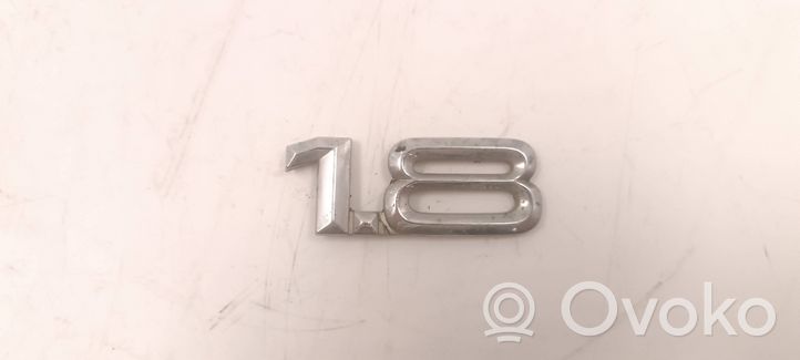 Audi A4 S4 B5 8D Kita bagažinės apdailos detalė 