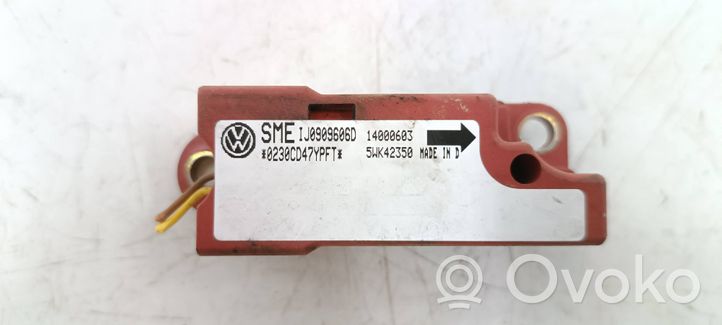 Volkswagen Bora Czujnik uderzenia Airbag 1J0909606D