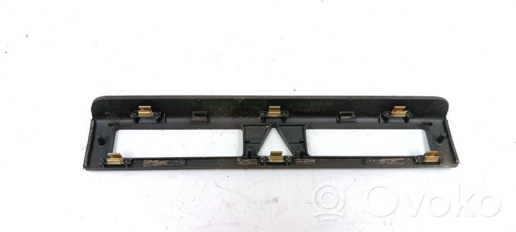 Audi A4 S4 B5 8D Inserti decorativi cornice della consolle centrale 8D0863321