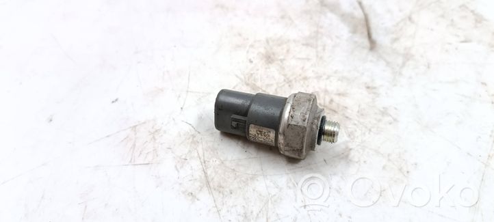 Subaru Impreza III Sensor de presión del aire acondicionado (A/C) 5825323200