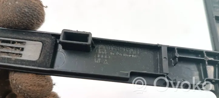 Audi A4 S4 B5 8D Cadre, panneau d'unité radio / GPS 8D0863263A