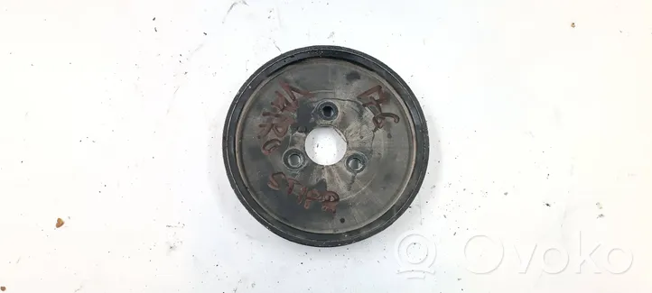 BMW 3 E36 Ohjaustehostimen pumpun hihnapyörä 3221247801